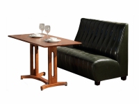 咖啡廳沙發和實木桌子組合