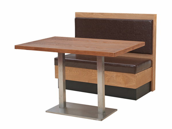 實木貼皮卡座搭配鋼木餐桌